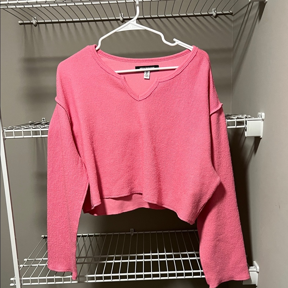 Urban Outfitters Pink V-Neck Cropped Sweatshirt